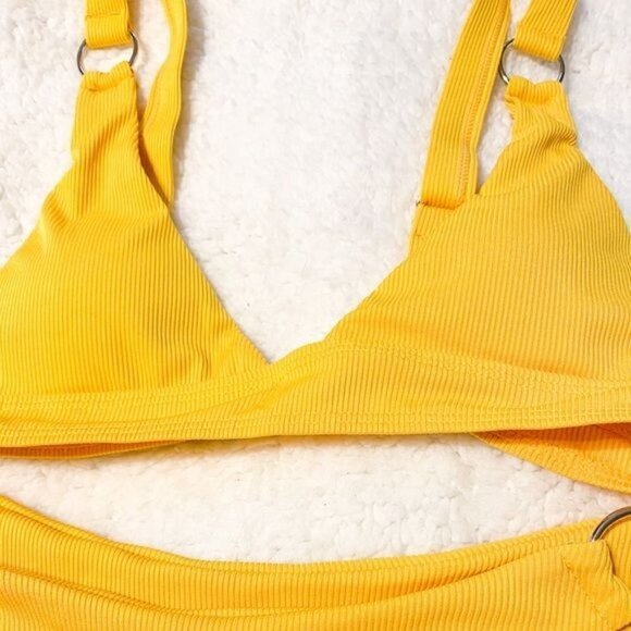 New Yellow Bikini Set - Picture 3 of 5